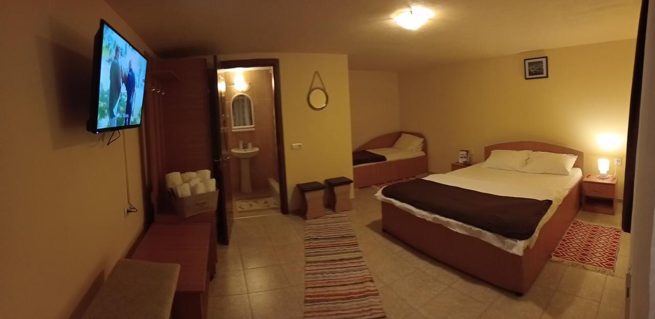 Casa Raisa & Maria Hotel Окна Сибиулуй Екстериор снимка
