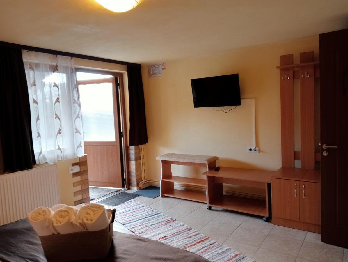 Casa Raisa & Maria Hotel Окна Сибиулуй Екстериор снимка